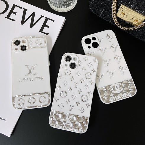 כיסוי יוקרתי אופנתי וייחודי מעוצב לאייפון - Louis Vuitton & Chanel