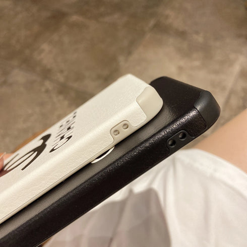 כיסוי יוקרתי וייחודי מעוצב לאייפון - Chanel