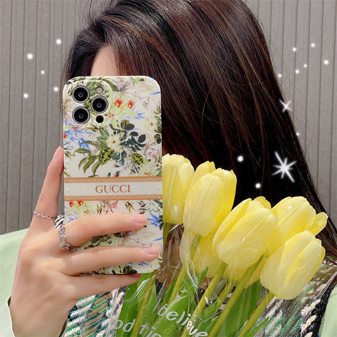 כיסוי יוקרתי ייחודי ואיכותי מעוצב לאייפון - Gucci