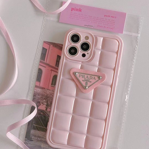 כיסוי ורוד אופנתי יוקרתי ומיוחד מעוצב לאייפון - Pink Prada