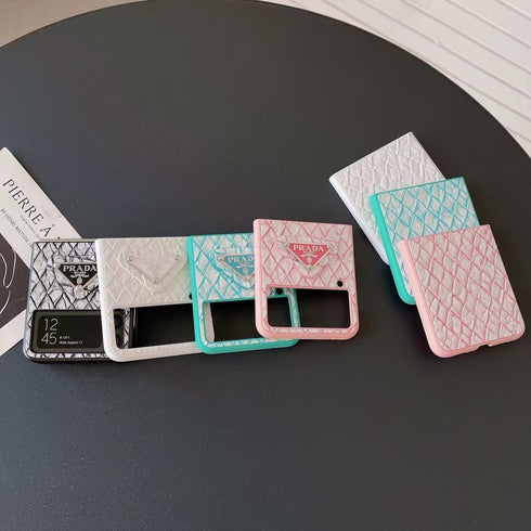 כיסוי מחצלת עור יוקרתי ייחודי ואופנתי לגלקסי זי - Prada