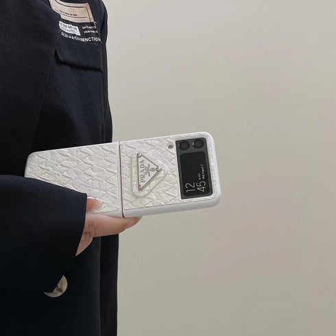 כיסוי מחצלת עור יוקרתי ייחודי ואופנתי לגלקסי זי - Prada