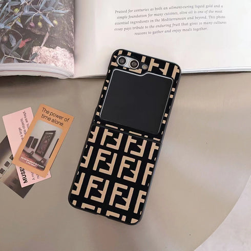 כיסוי עור יוקרתי ואופנתי לגלקסי זי - Fendi