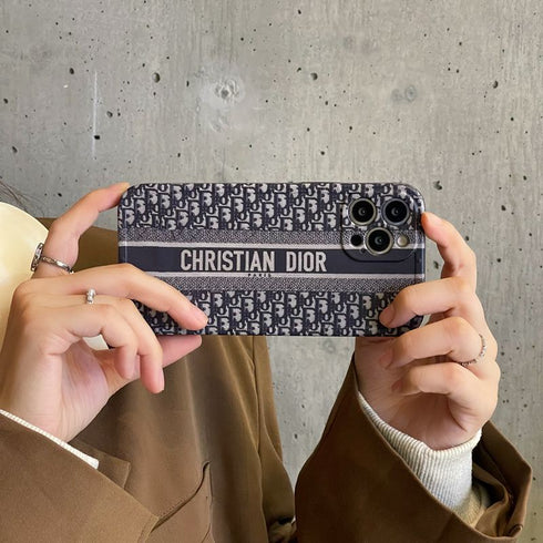 כיסוי ייחודי ואיכותי מעוצב לאייפון - Christian Dior