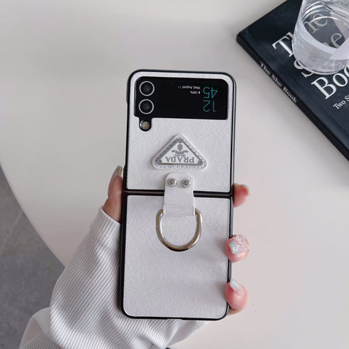 כיסוי עור אלגנטי ואופנתי עם טבעת לגלקסי זי - Prada