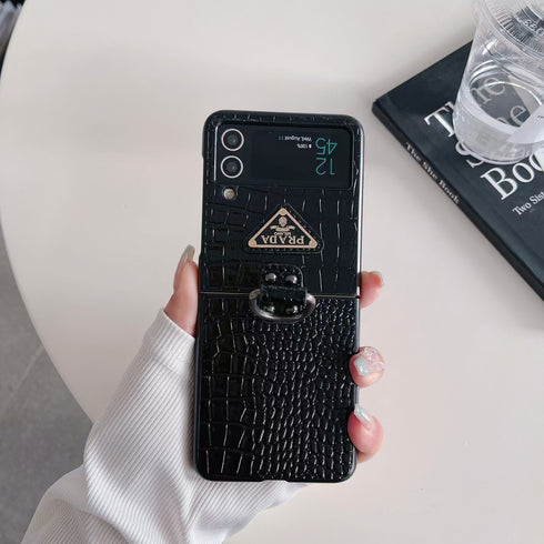 כיסוי עור אלגנטי ואופנתי עם טבעת לגלקסי זי - Prada