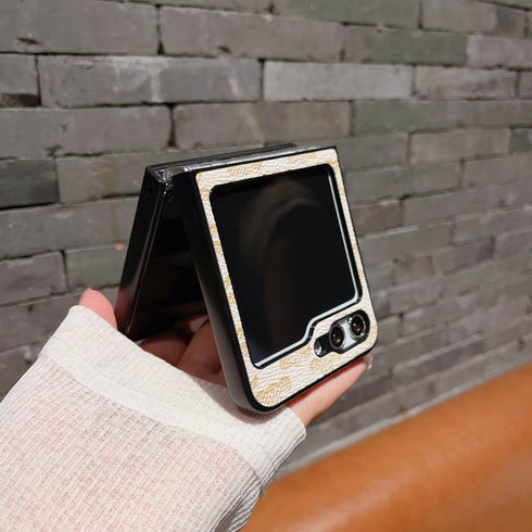 כיסוי עור יוקרתי ואופנתי לגלקסי זי - Chanel X Celine