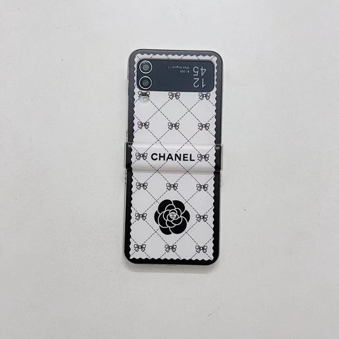 כיסוי עור יוקרתי ואופנתי עם תחרה כסופה לגלקסי זי - Chanel
