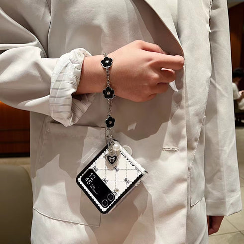 כיסוי עור יוקרתי ואופנתי עם תחרה כסופה לגלקסי זי - Chanel