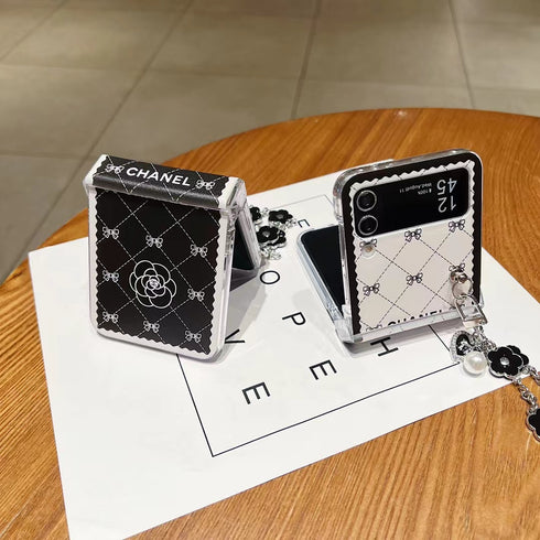 כיסוי עור יוקרתי ואופנתי עם תחרה כסופה לגלקסי זי - Chanel