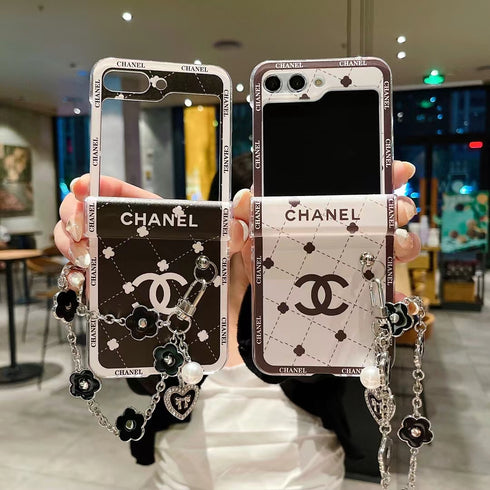 כיסוי עור יוקרתי ואופנתי עם תחרה כסופה לגלקסי זי - Chanel