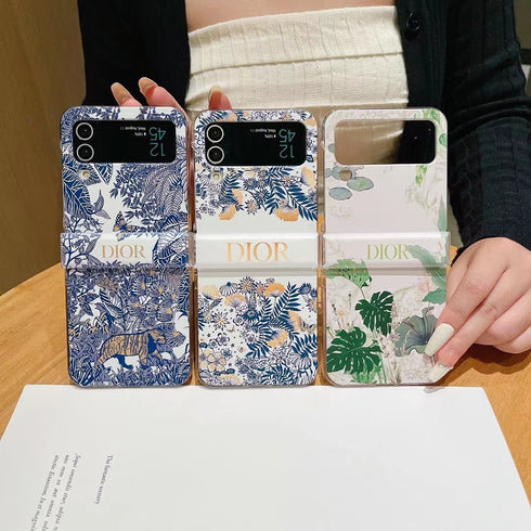 כיסוי יוקרתי ואיכותי עם תחרת פנינים כסופה לגלקסי זי - Christian Dior