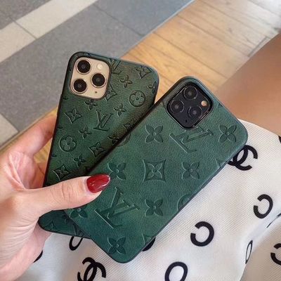 כיסוי אופנתי יוקרתי ומיוחד מעוצב לאייפון - Louis Vuitton