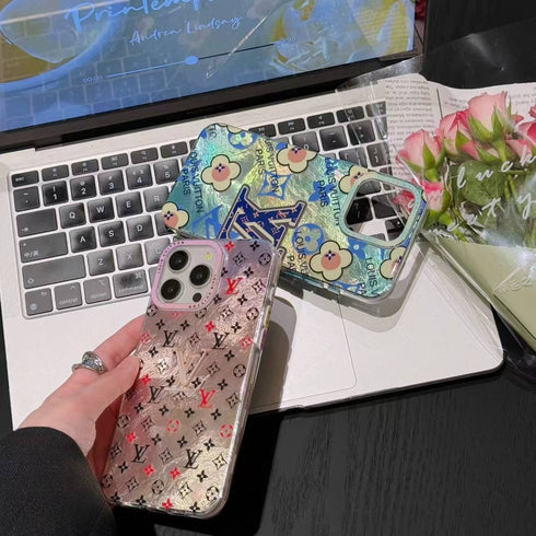 כיסוי איכותי ויוקרתי מעוצב לאייפון - Louis Vuitton
