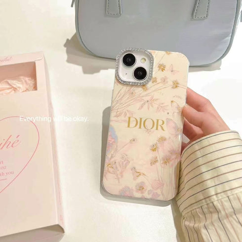 כיסוי חמוד ואיכותי המיועד לאייפון - Christian Dior