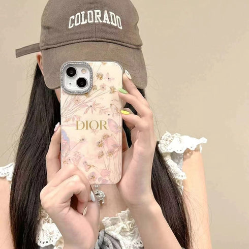 כיסוי חמוד ואיכותי המיועד לאייפון - Christian Dior