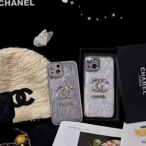 כיסוי דמוי פנינה אלגנטי ואיכותי המיועד לאייפון - Chanel