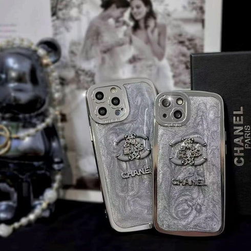 כיסוי דמוי פנינה איכותי ויוקרתי המיועד לאייפון - Chanel