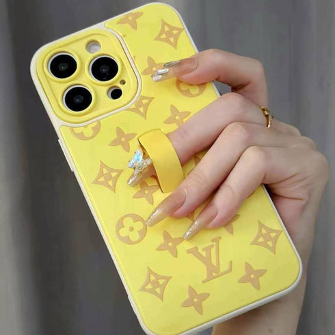 איכותי, זוהר ויוקרתי עם טבעת המיועדת לאייפון - Louis Vuitton