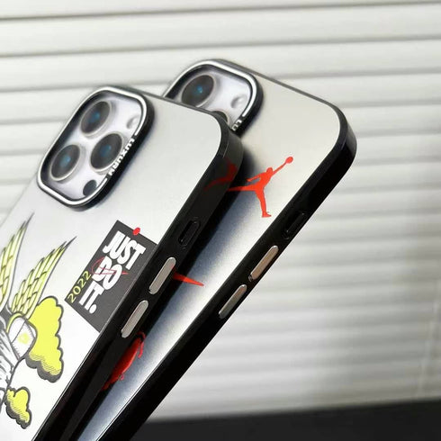 כיסוי נייקי אופנתי, איכותי ואופנתי המיועד לאייפון - Nike