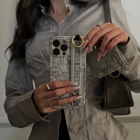 כיסוי איכותי אופנתי ויוקרתי עם רצועה מעוצב לאייפון - Christian Dior