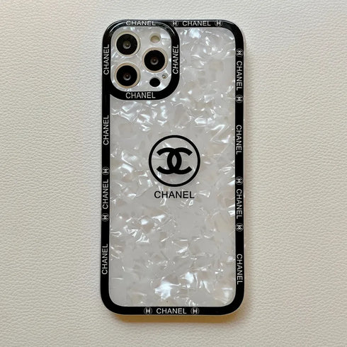 כיסוי יוקרתי ואיכותי מעוצב לאייפון - Chanel