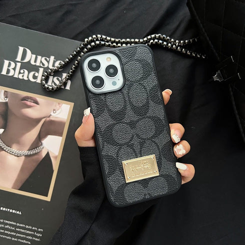 כיסוי ייחודי ואיכותי מעוצב לאייפון - Coach