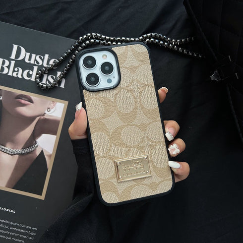 כיסוי ייחודי ואיכותי מעוצב לאייפון - Coach