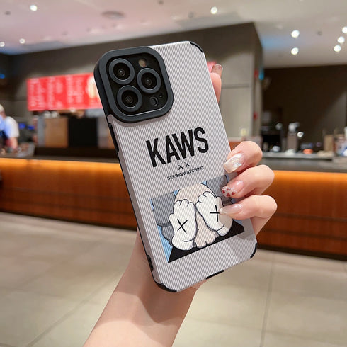 כיסוי אופנתי וייחודי מעוצב לאייפון - Kaws