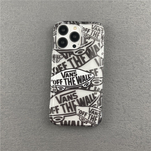 כיסוי אופנתי ומיוחד מעוצב לאייפון - Vans