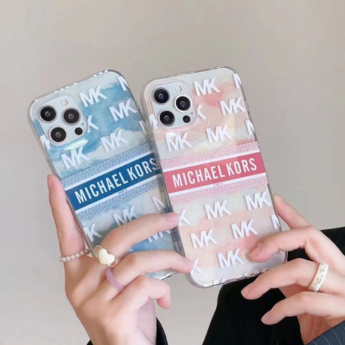 כיסוי יוקרתי אופנתי ומיוחד מעוצב לאייפון - Michael Kors