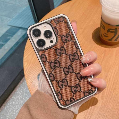 כיסוי יוקרתי ייחודי ואיכותי מעוצב לאייפון - Gucci