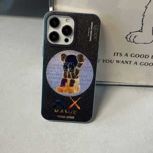 כיסוי אופנתי איכותי ומגניב מעוצב לאייפון - Kaws