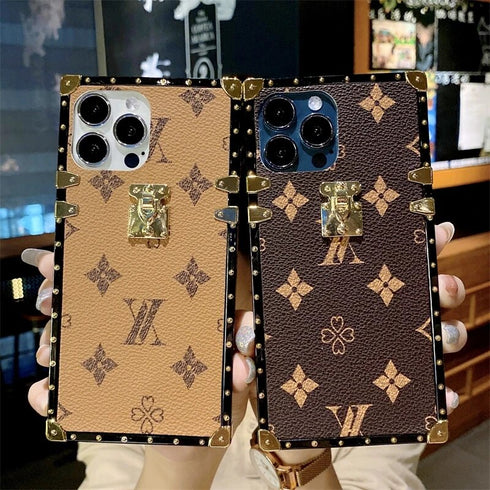 כיסוי יוקרתי ואיכותי מעוצב לאייפון - Louis Vuitton