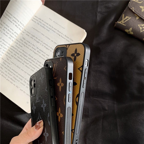 כיסוי יוקרתי איכותי מעור מעוצב לאייפון - Louis Vuitton