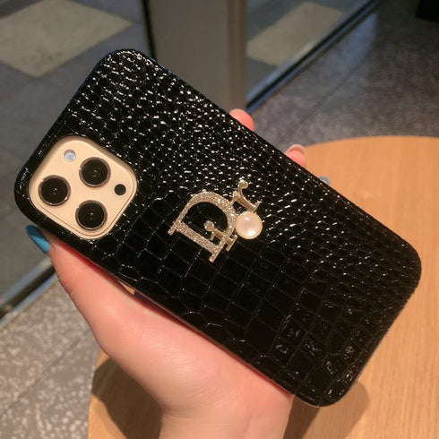 כיסוי איכותי אופנתי וייחודי מעור מעוצב לאייפון - Christian Dior